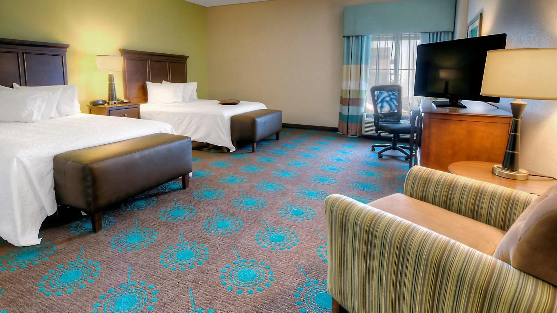 Hampton Inn & Suites דסטין 3*,  ארצות הברית